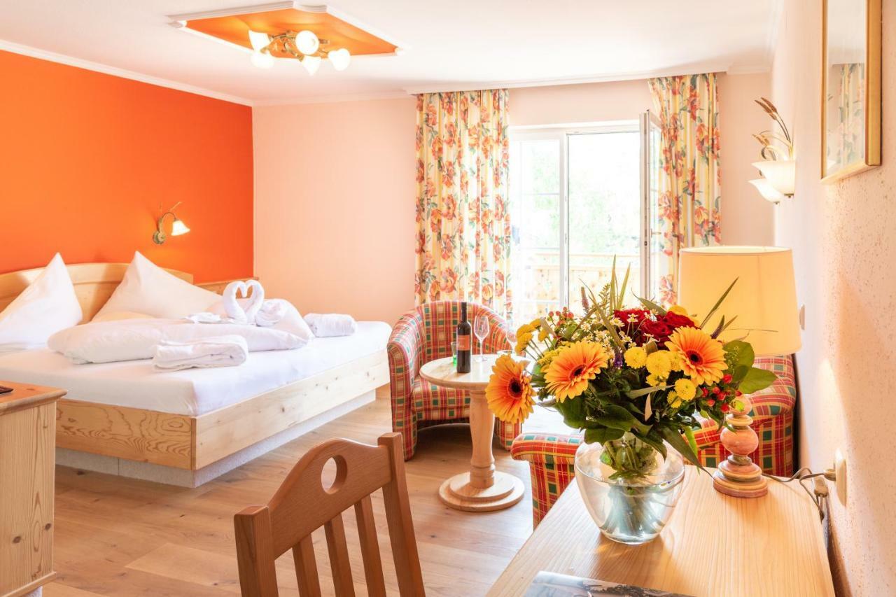 Hotel Foersterhof Lebe Pur, Geniesse Den Tag Saint Wolfgang Esterno foto